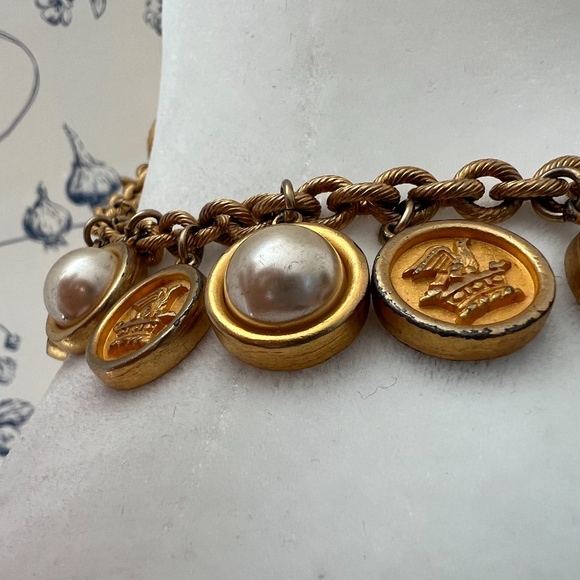 Vintage MISH New York 1980’s Gold Plated Multi Charm Pearl Chain Collar Necklace - Picture 9 of 16